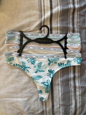 Tommy Hilfiger Bikini Thong Set with Logo Waistband
